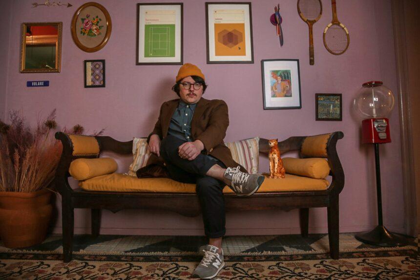 JOVA lança o clipe “Velho”