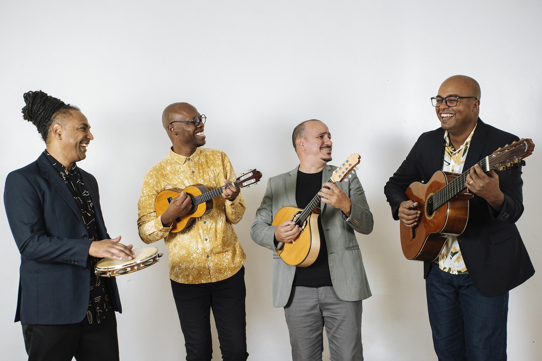 Quarteto Pizindim leva música instrumental às escolas