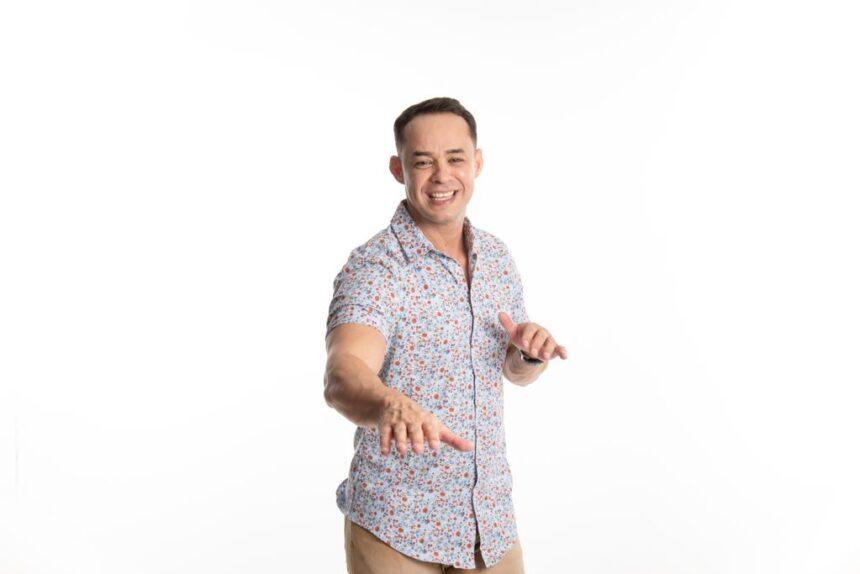 Cantor André   Lins   lança   novo   single   para   o   São   João