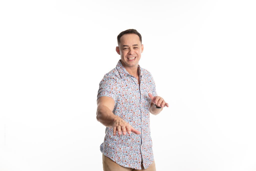 Cantor André   Lins   lança   novo   single   para   o   São   João