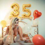 Gaúcha Soraya Blonde completa 35 anos em melhor fase da carreira