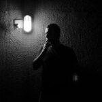 Primatron: projeto curitibano lança “Travessia” com videoclipe gerado por IA