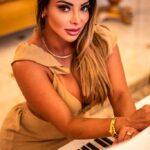 Cris Casttiel da RedeTV estreia em reality show da revista Sexy