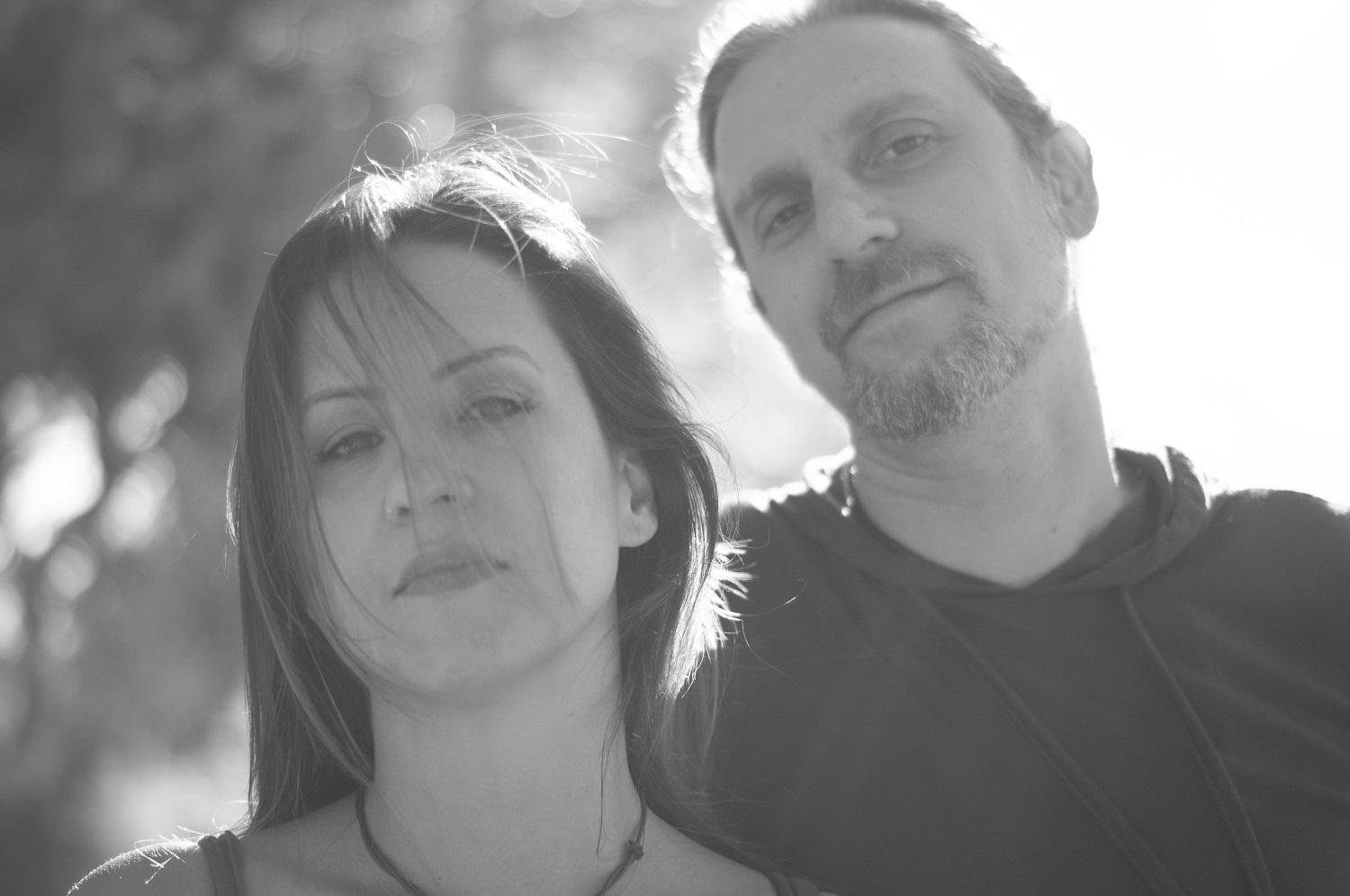 Estrela Leminski e Téo Ruiz: lançam “Trago” nas plataformas