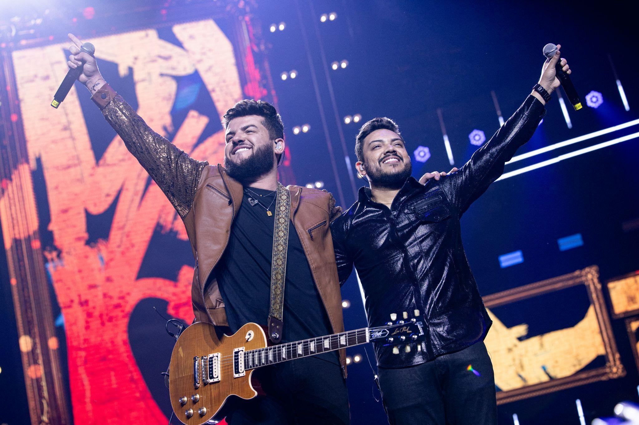 NUNCA DEIXE DE SONHAR: Ícaro & Gilmar gravaram DVD histórico em Goiânia