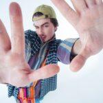 Junior Alegri: Relacionamentos em Funk Pop