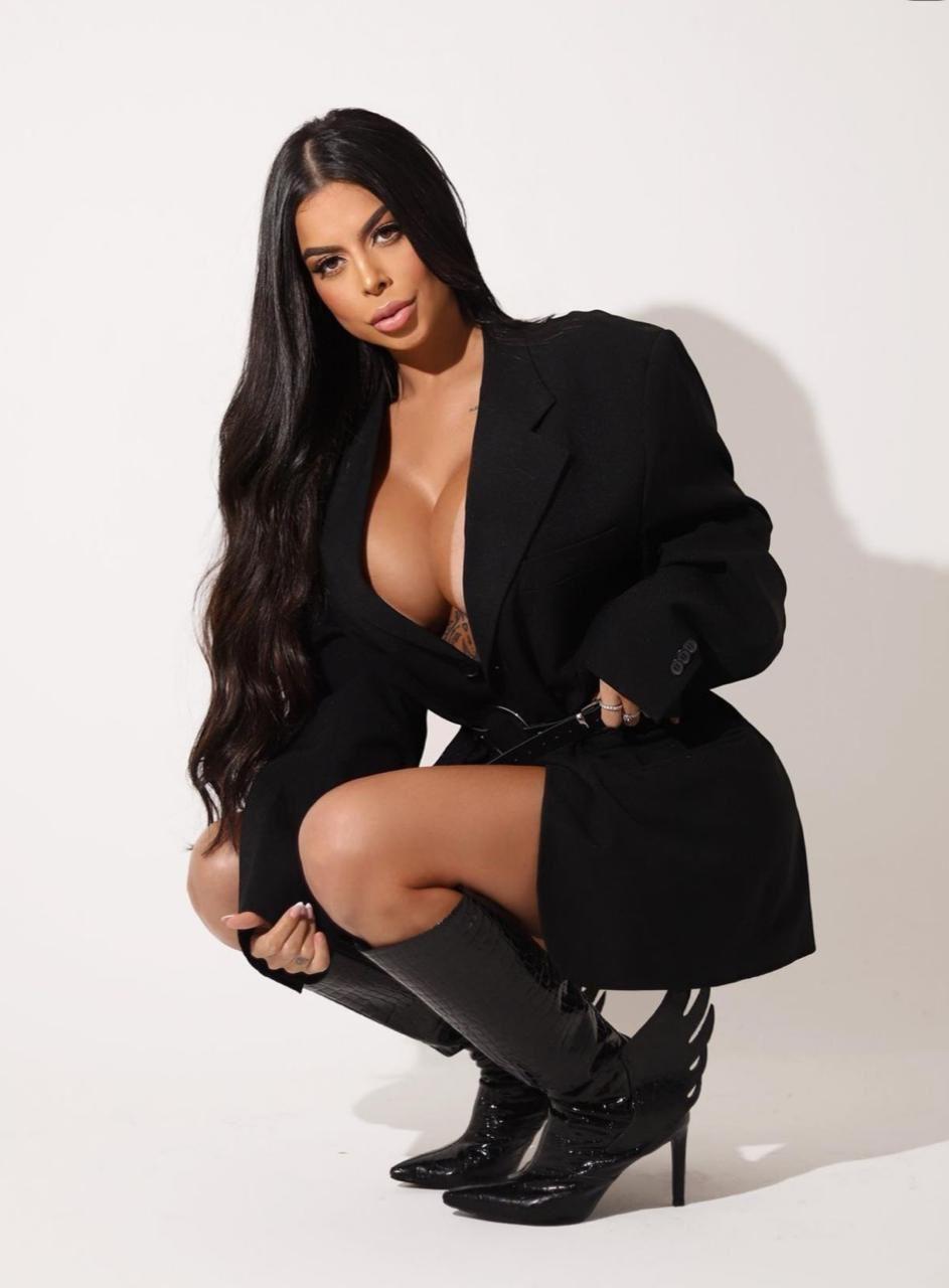 De Santa Catarina para o mundo, Influenciadora atinge 2,5 milhões de seguidores com seus “gêmeos”