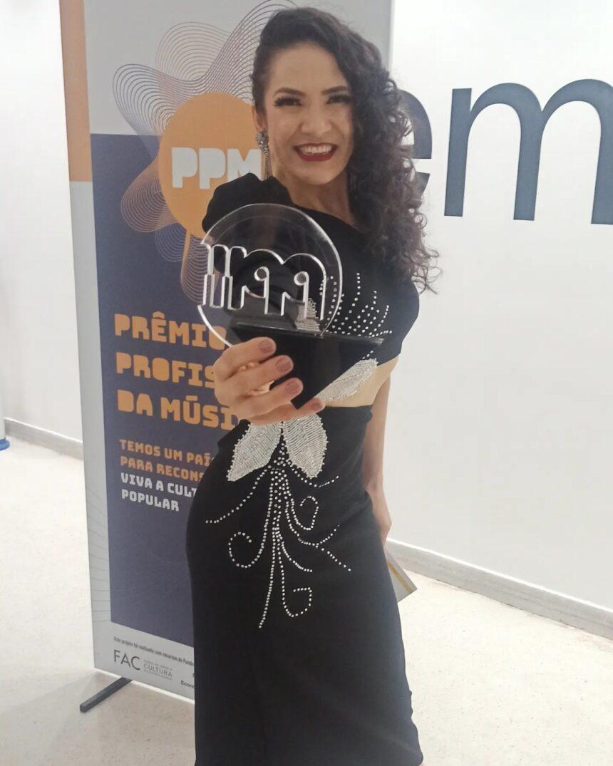 Prêmio Profissionais da Música consagra Fabiana Santiago: Melhor Clipe Nordestino