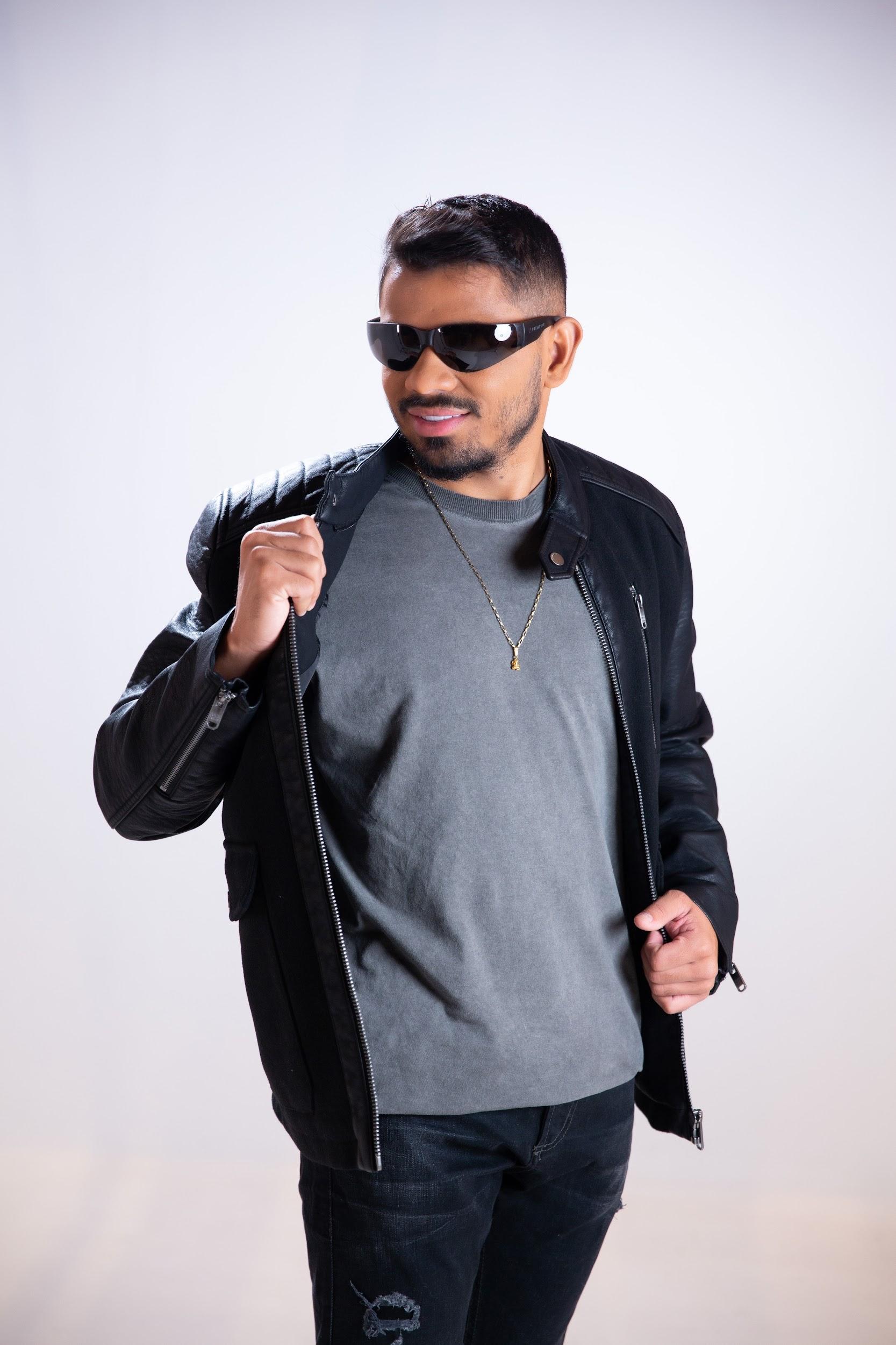 Com agenda de shows lotada para São João, Evoney Fernandes agita Norte, Nordeste e Sudeste