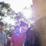 Tiê, Pablo Vermell e Adriano Cintra lançam single Tarde de Domingo