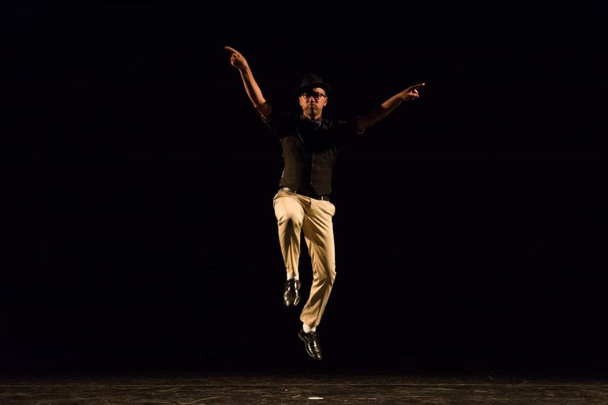 Um passeio pela história dos Bailes Charme 