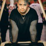 “Combinado” é o novo single do cantor e compositor Marc Yann