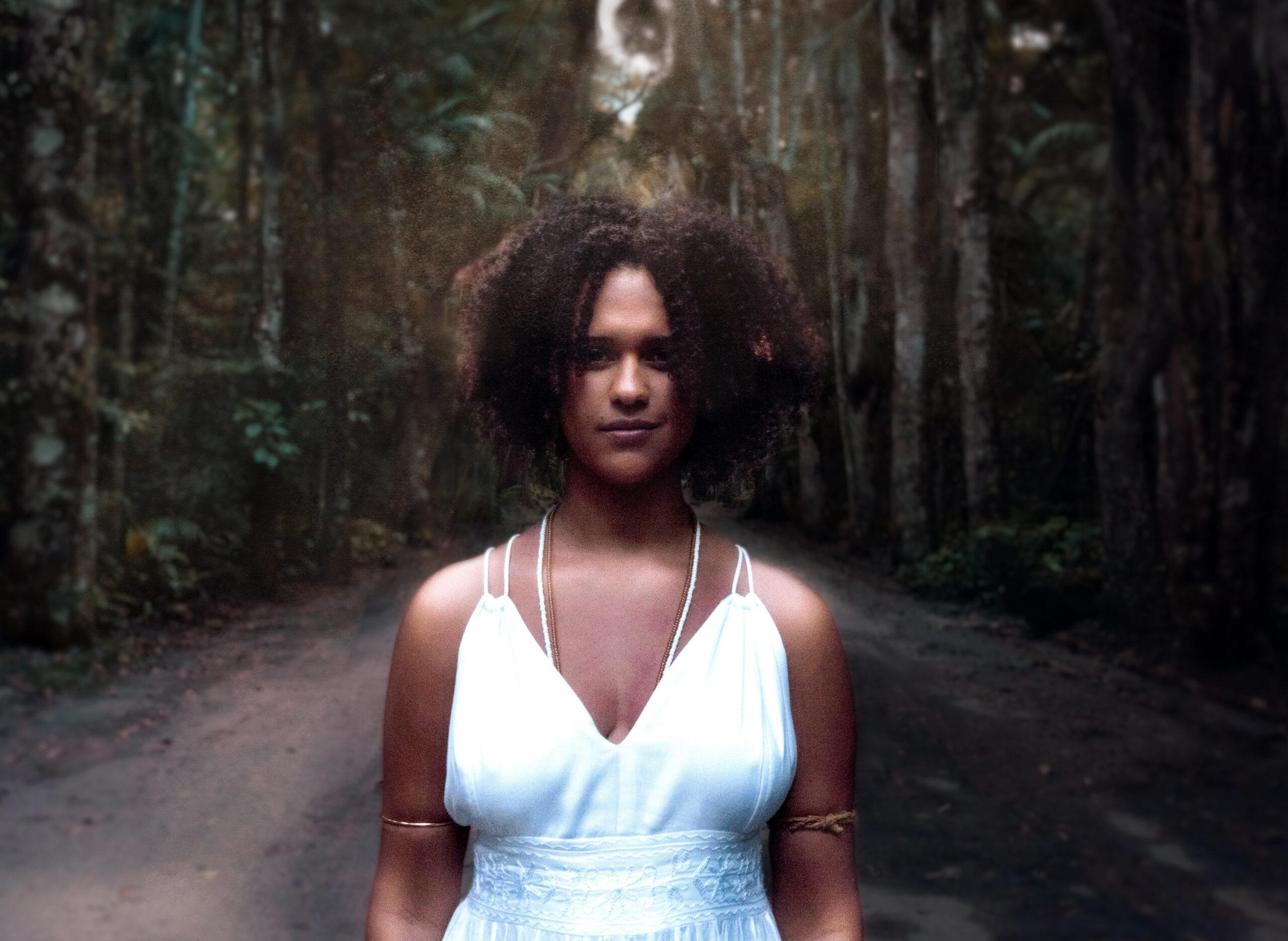 Quel mergulha na ancestralidade em seu primeiro álbum, “Quem Dirá”