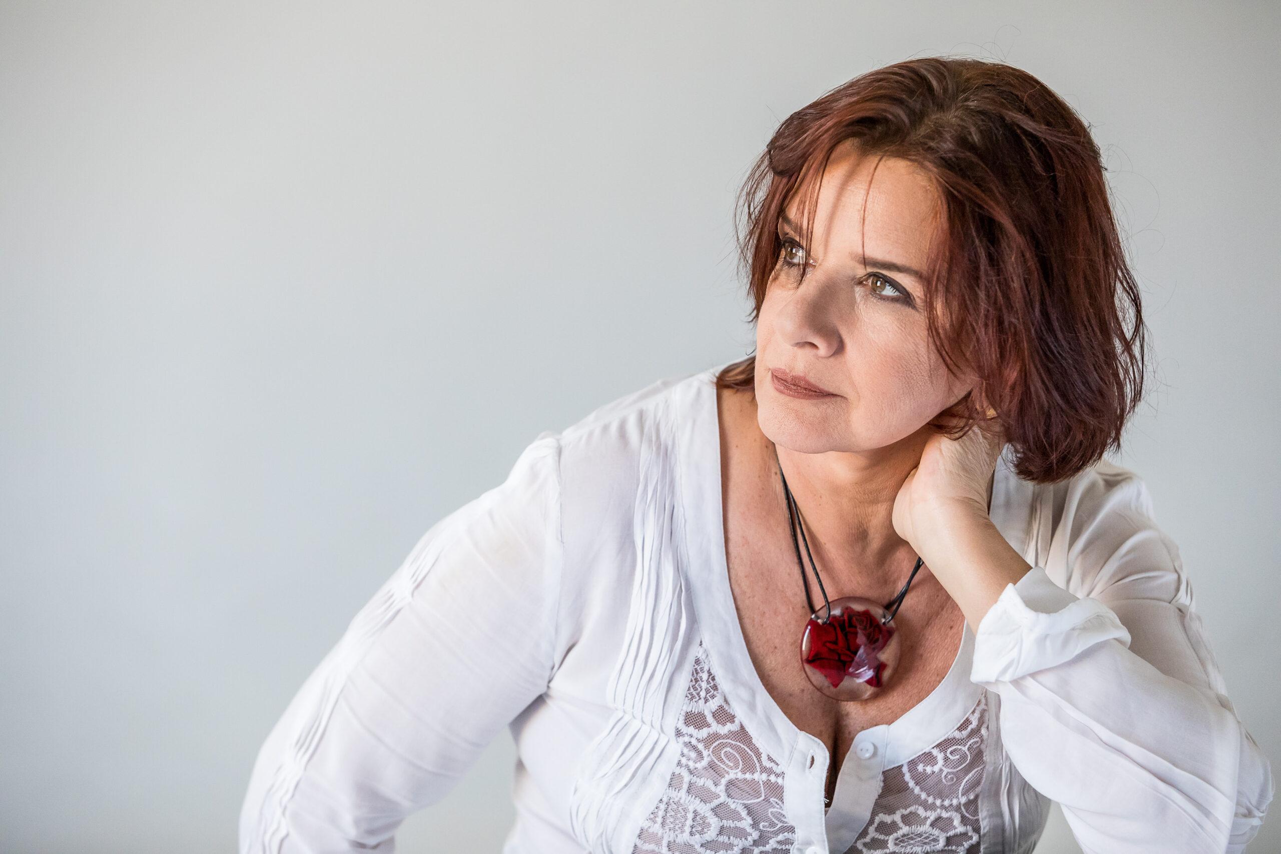 Maria Rita Stumpf retorna aos palcos cariocas após 30 anos com show inédito