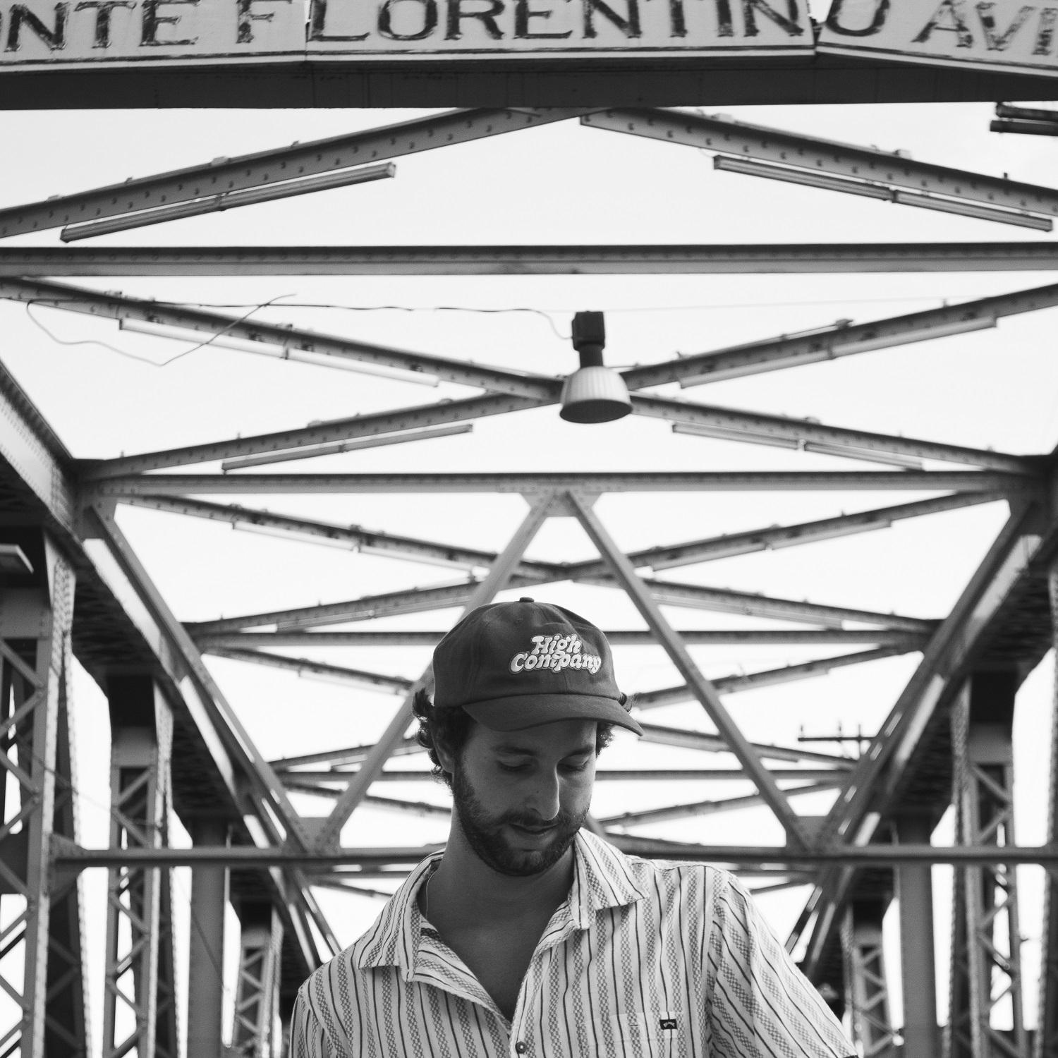 Pirikito e Gabriela Brown refletem os caminhos da vida em Aos de Antes