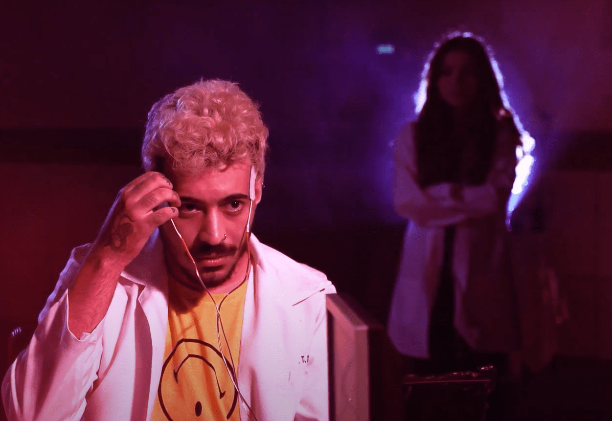 Sozinho no Sótão e Flyzin se unem em clipe que aborda vício em remédios