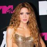 Discurso emocional de Shakira e Karol G em espanhol após ganhar o prêmio de Melhor Colaboração no VMAs