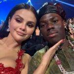 Selena Gomez quebra o silêncio após críticas por suas reações no VMAs: ‘Isso me assustou’