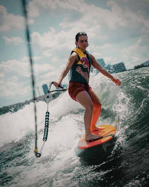 Nanette Nicole Orellana é a mais nova influencer da Red Bull