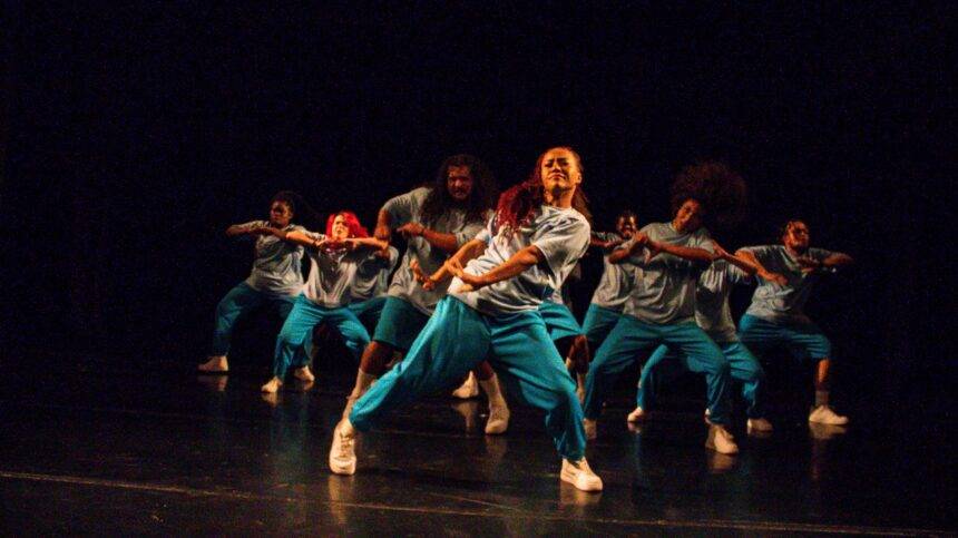 Espetáculo passeia pela história dos Bailes Charme