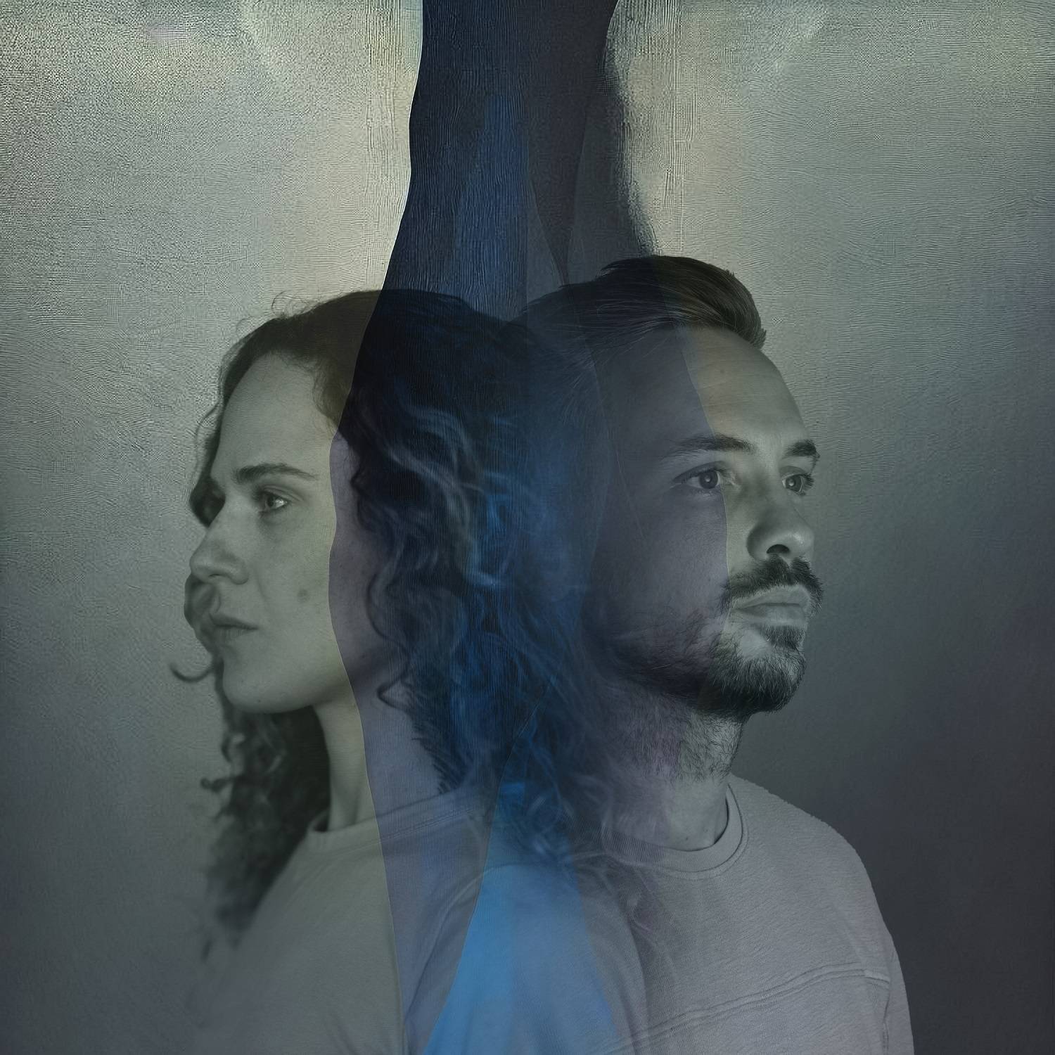 M E R O S e Bruna Pena lançam a hipnotizante “CURVAS”