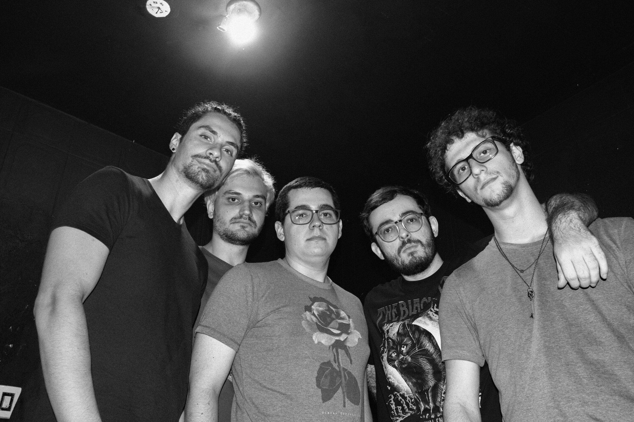 Música Indie e Cotidiano: Banda Cronistas apresenta álbum debut ‘O Que é Ser Feliz?’