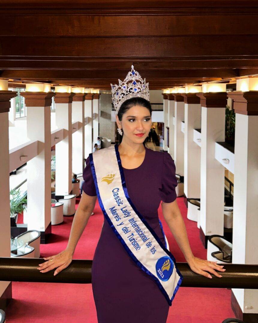 Lulu Oliveira conquista o título de Reina de los Mares & Turismo na Costa Rica