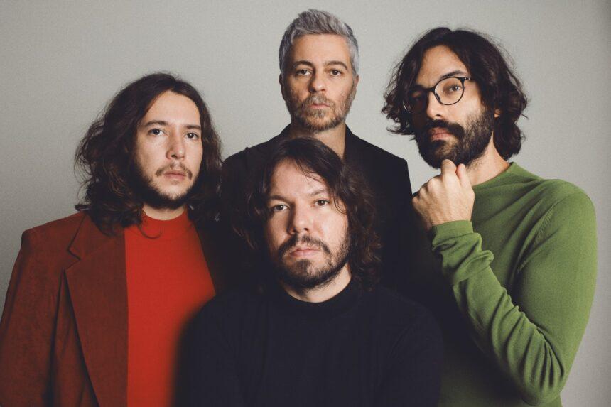 Maglore leva turnê do disco “V” ao Galpão Sonoro