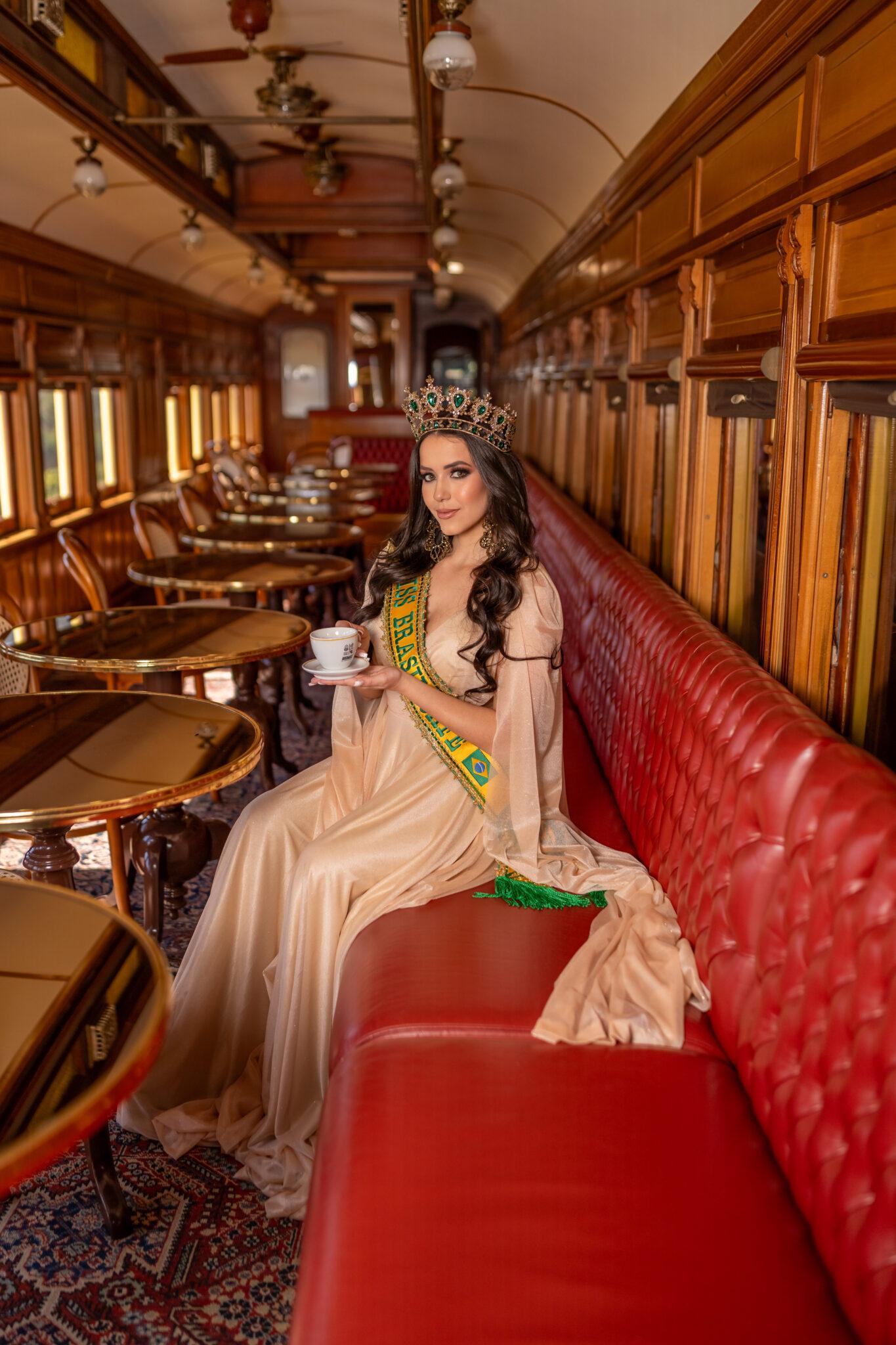 Fabíola Jeanne é eleita a Miss Brasil Café 2023