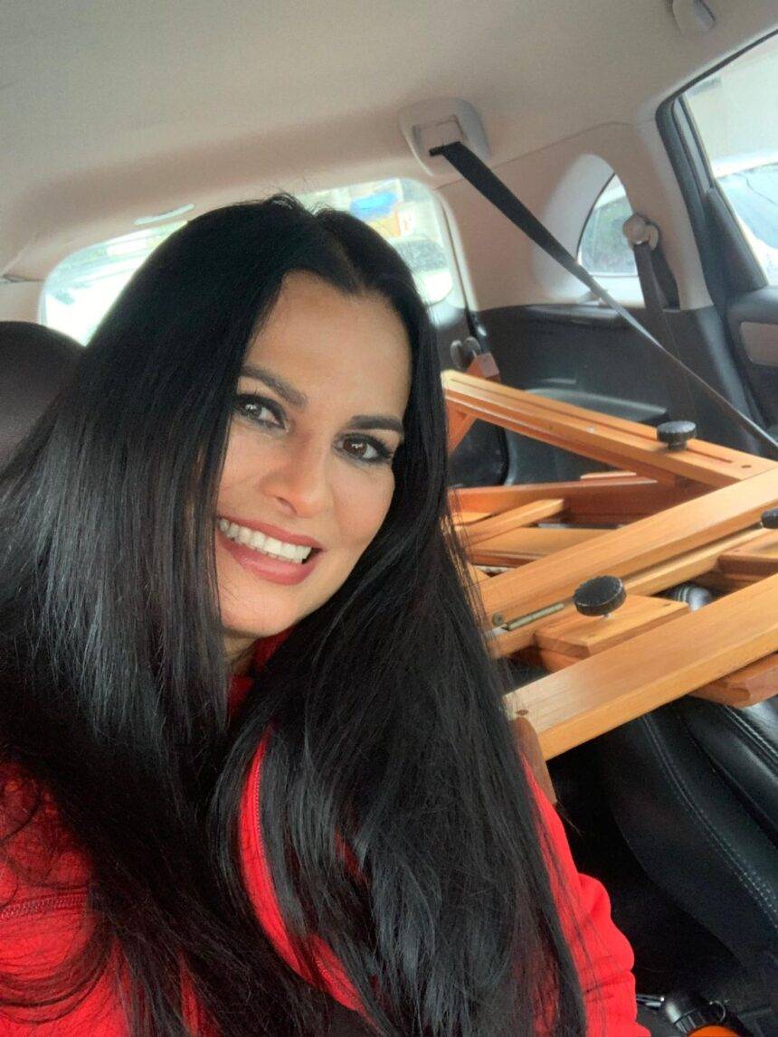 Edith Rocha abre a exposição “Geometria Sagrada” – 30 anos de pintura, com curadoria de Edson Motta Jr