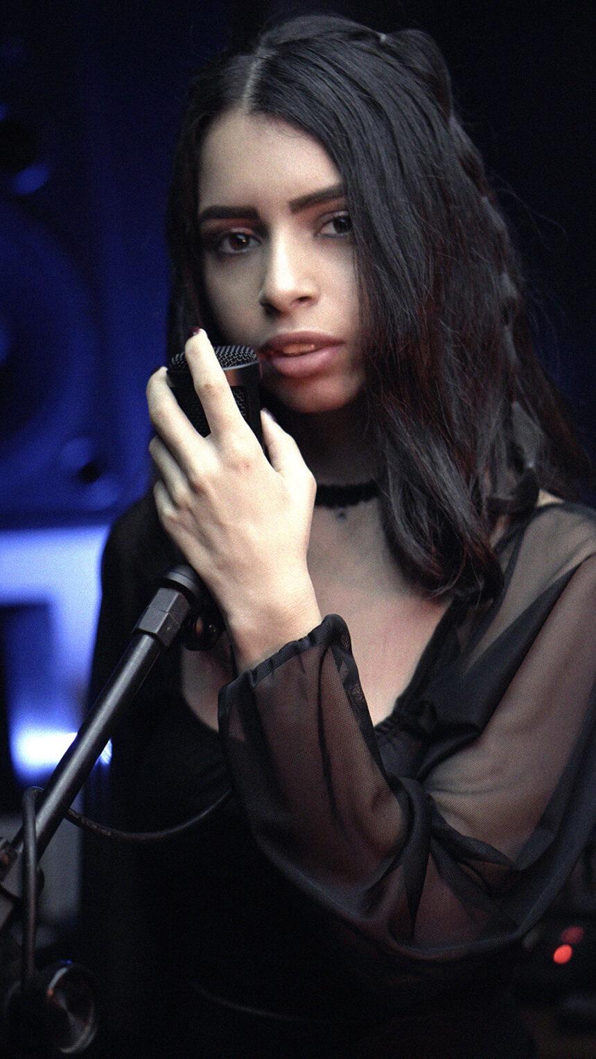 “Veronica Kalor da Paixão” fez uma revelação bombástica sobre sua carreira musical