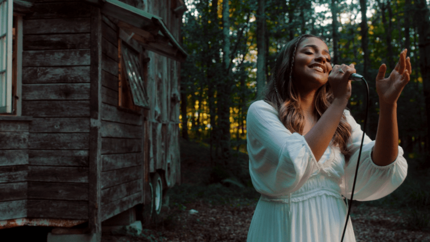 Um dos maiores nomes do gospel, Julia Vitória apresenta a faixa inédita “Outra Vez”
