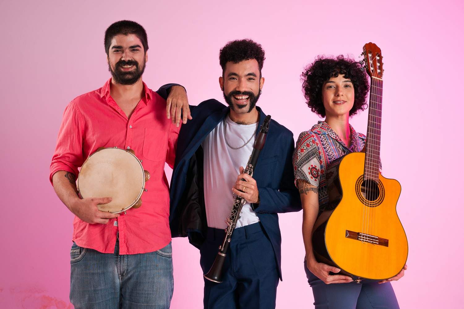 Caetano Brasil Desafia Tradições do Choro com Single “Surpreendente”