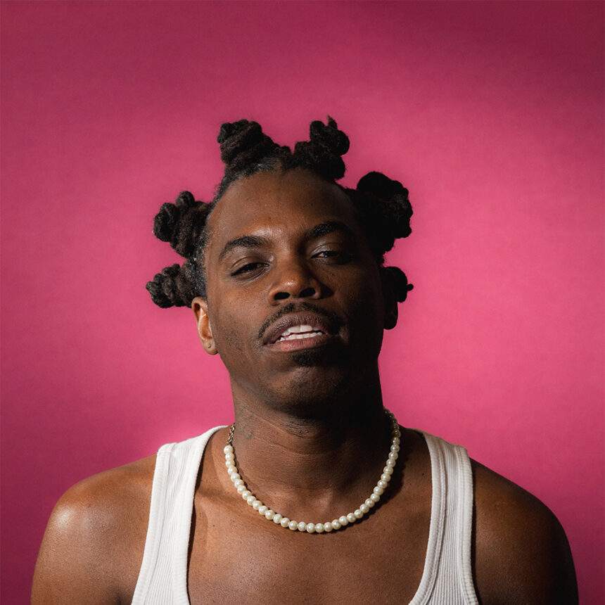 Rapper Israel Paixão entra em clima de romance no single ‘Meu Laiá’; ouça