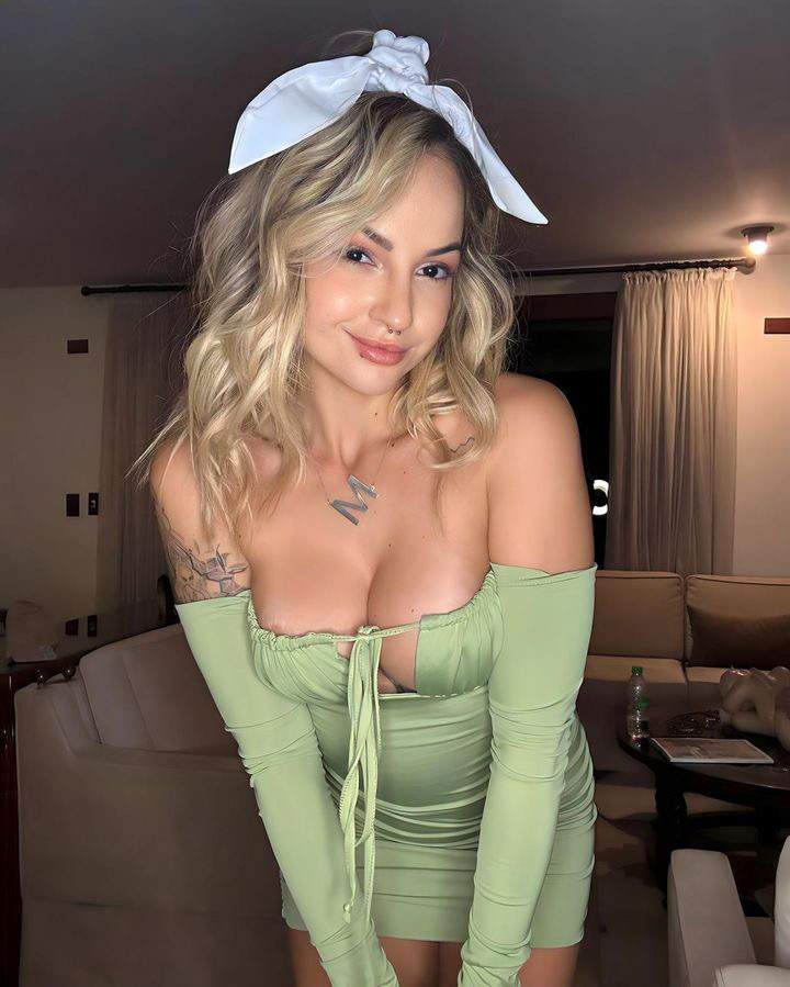 Bióloga Mari Oliveira cria conteúdo +18 após ser demitida e é eleita Musa do OnlyFans: R$ 50 mil por mês