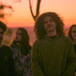 “Todo Lugar”, novo videoclipe da Nattiva, marca recomeço da banda gaúcha