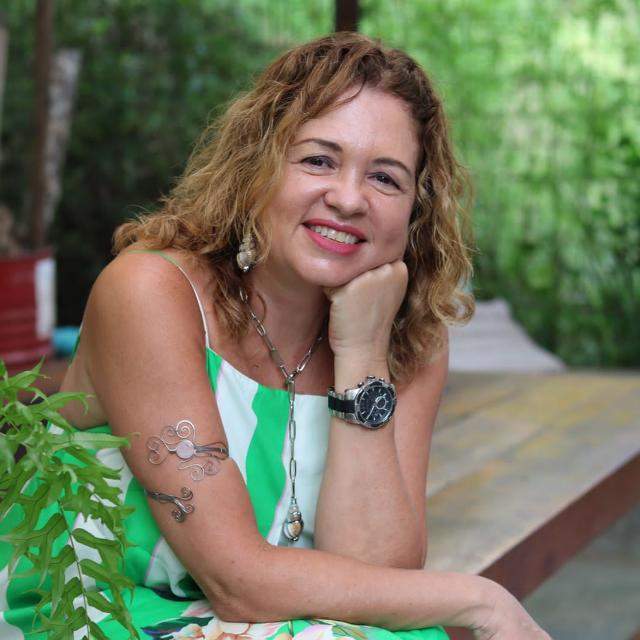 Eco Gaia, traz a exposição “O Que os Olhos Não Vêem”, de Lalin Witch, e o IV Sarau de Eco Gaia, com curadoria de Marco Guayba