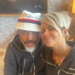 O amor em vermelho: Halle Berry e Van Hunt compartilham momentos doces