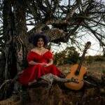 Déborah Cecília une saberes das raízes do Brasil em “Segredo de Passarinho”