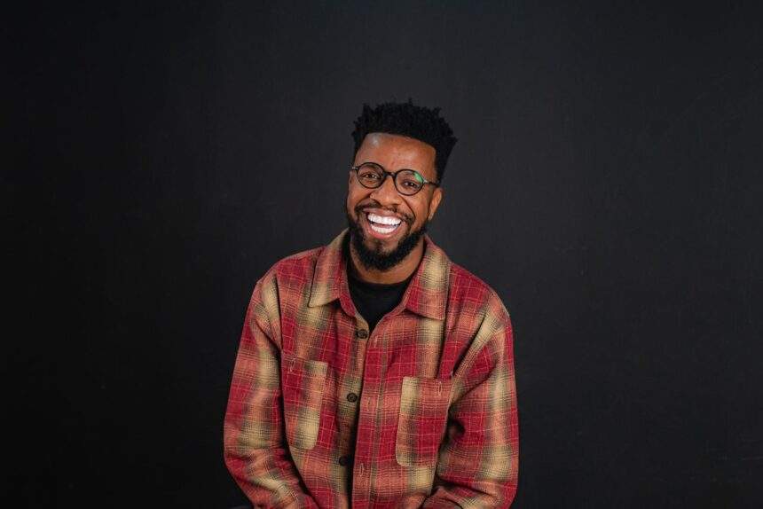 Primeiro artista gospel a colaborar com a Netflix, Eliezer de Tarsis lança novo projeto