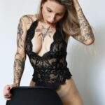 Baby Fire é Capa da Sexy, em edição especial de Halloween