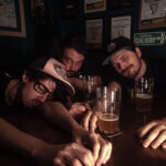 Banda referência no punk rock de Santa Catarina, Scumbags, lança novo single “Through this Sidewalk”