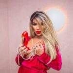 Ex-pastora do OnlyFans, Ana Akiva recebe proposta de US$ 80 mil para filme adulto: “negociando”