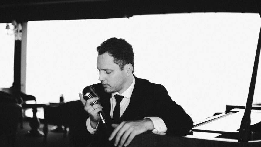 Luca Latorre lança EP “Sessions” com versões de clássicos