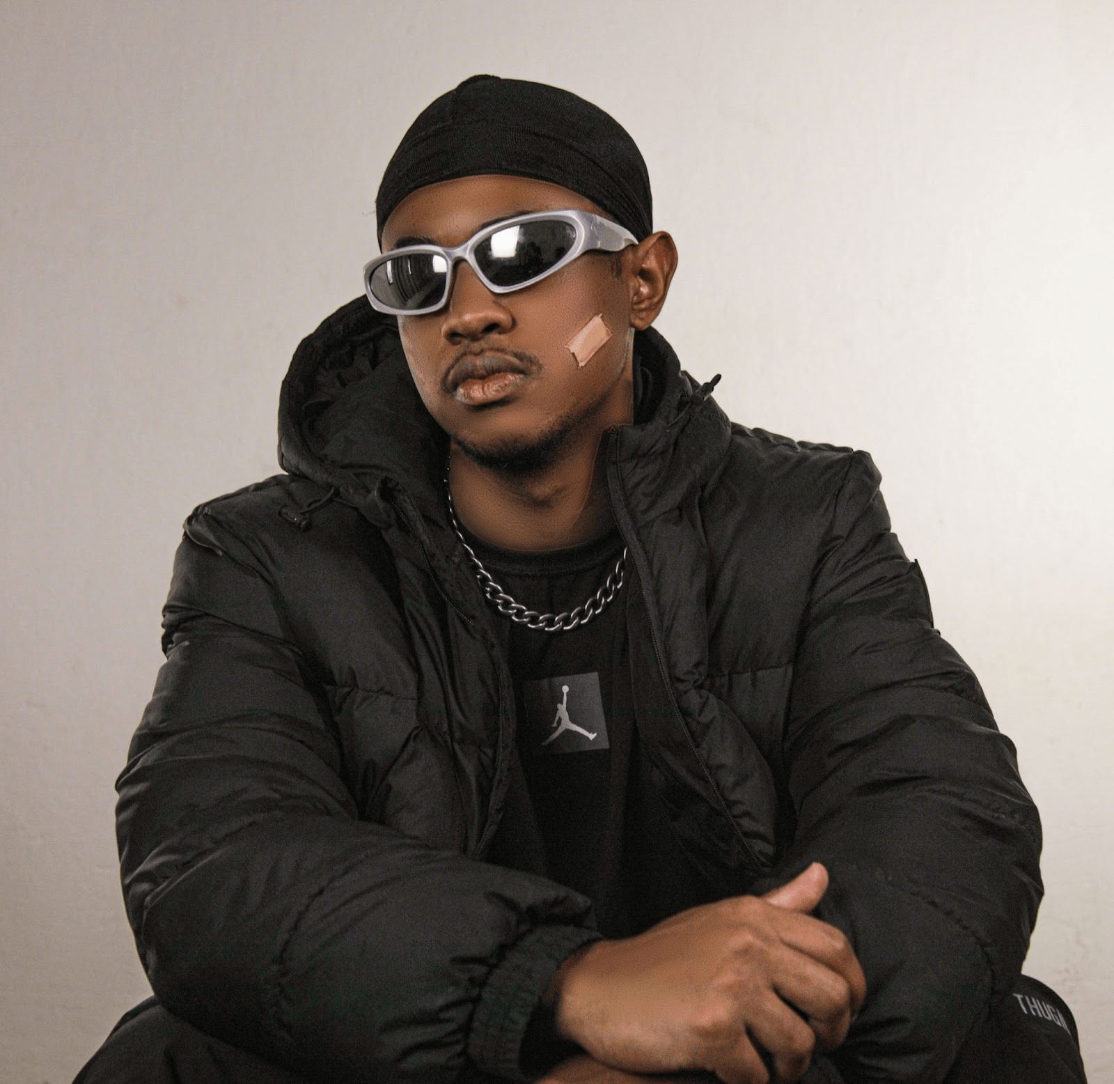 Youngui se junta a Matheusinho na faixa “Sua Cura”, que faz parte do “EP Youngui Love”