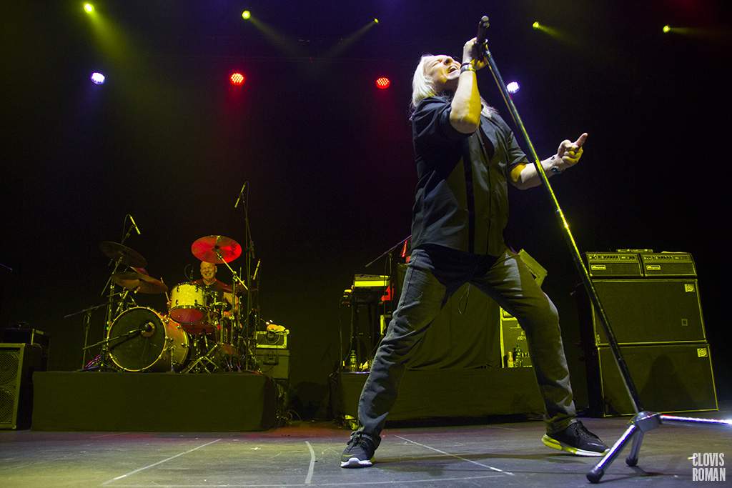 Uriah Heep proporciona noite mágica aos fãs brasileiros com show lotado em São Paulo