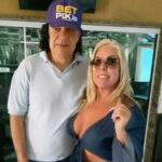 Noivo de Rosana Menezes, o ex-jogador Carlos Kaiser, adere às lentes dentárias