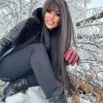 Ex-pastora, Ana Akiva muda o visual para gravar filme adulto nos EUA