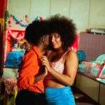 Bruna Alimonda Apresenta Novo Vídeo “Para de Me Curtir e Me Ama”