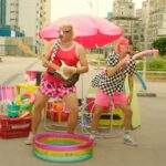 Chorões da Pisadinha une emo, piseiro e pagodão baiano em hit